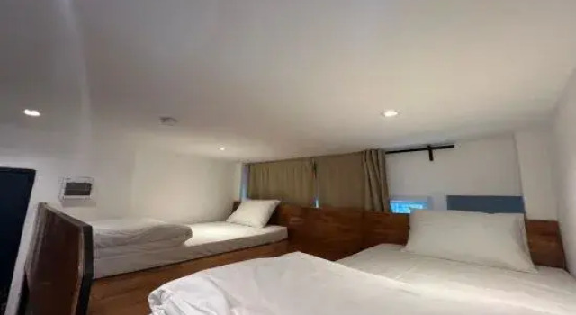 Номер Economy Jinkailai Business Hotel - Qingdao