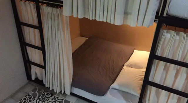 Кровать в общем номере Ubud Tropical - Hostel