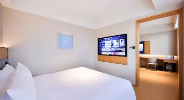 Люкс JI Hotel (Tianjin Tanggu Railway Station Waitan Park)