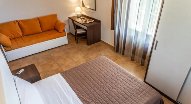 Четырёхместный номер Standard Villa Ginevra Resort Agrituristico