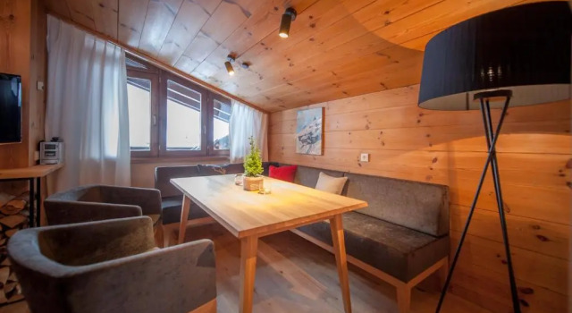 Deluxe apartament Laerchenhof