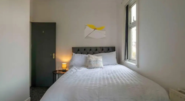 Fully Serviced 1-bed Studio8 in Coventry, Varaa Hotelli Coventry West Midlands