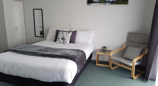 Студия 554 Moana Court Motel