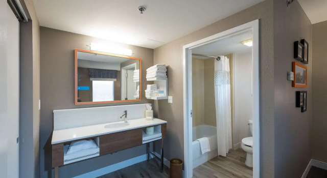 Студия Hampton Inn and Suites Jamestown