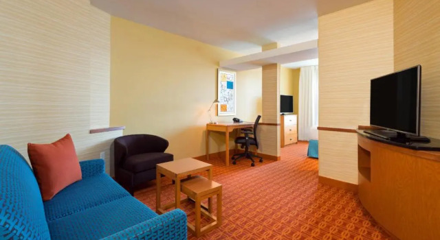 Студия Fairfield Inn & Suites by Marriott Louisville Downtown