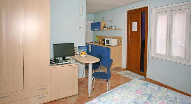 B&B 21