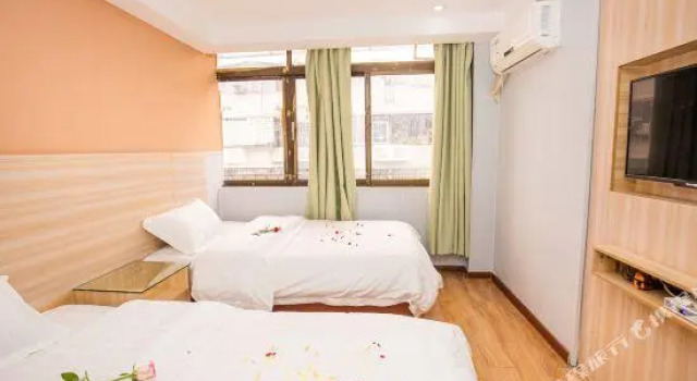 Wansheng Hotel, Забронировать Отель Юэсю Гуанчжоу, рядом с Hai Zhu Square