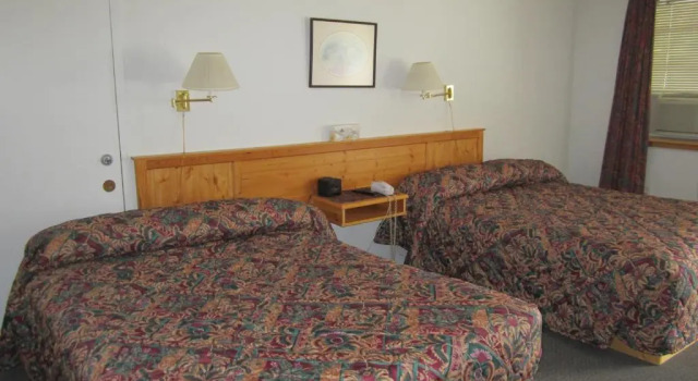 Четырёхместный номер Standard Bonanza Gold Motel