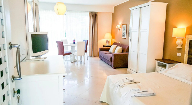 Taormina Villa Oasis Residence, Book Villa Hotels in Sicily with a Pool, Swimming Pool