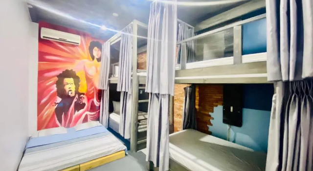 Кровать в общем номере RiverView HomeStay