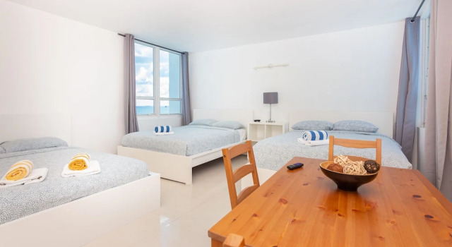 Студия люкс Exclusive Girasole Apartments