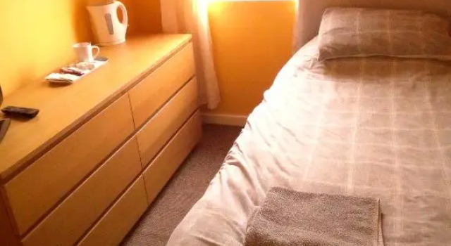 Номер Standard St Georges Hotel