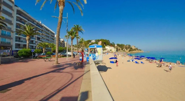 Rental Apartment Evamar - Lloret De Mar 3 Bedrooms 6 Persons - Pop 17469