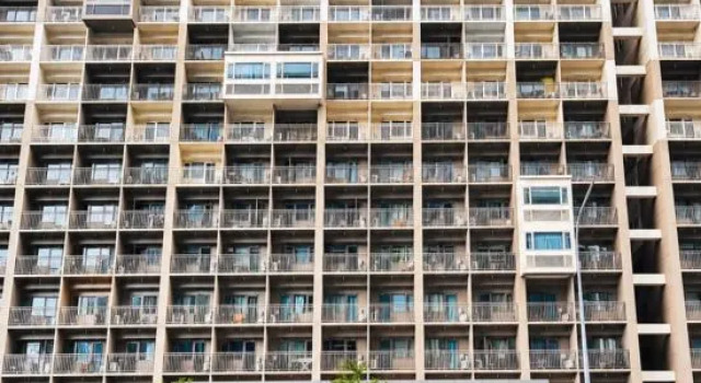 Modern Black 1BR Pool View w/ Netflix | Shore Pasay Near Mall of Asia, Book Hotel Pasay 