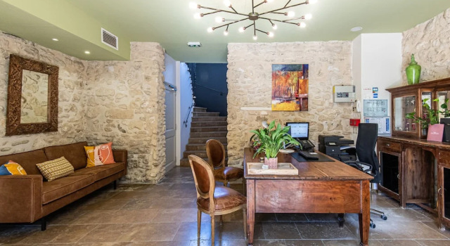 Hôtel Mas Valentine, Забронировать Отель Сен-Реми-де-Прованс Альпий