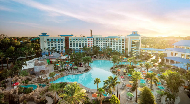 Номер Lagoon View Universals Loews Sapphire Falls Resort
