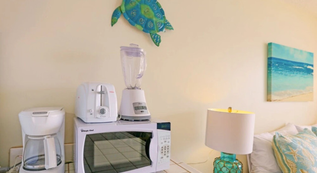 Valley Isle #806 Studio Bedroom Condo by RedAwning