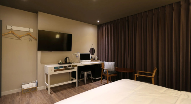 Hotel Bridge