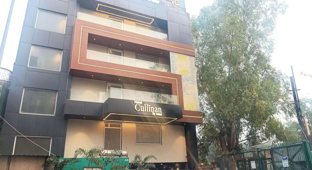 Qotel Signature Coleman Janakpuri Near District Centre & Pacific Mall, Забронировать Отель Отели Нью-Дели с завтраком, Завтраки
