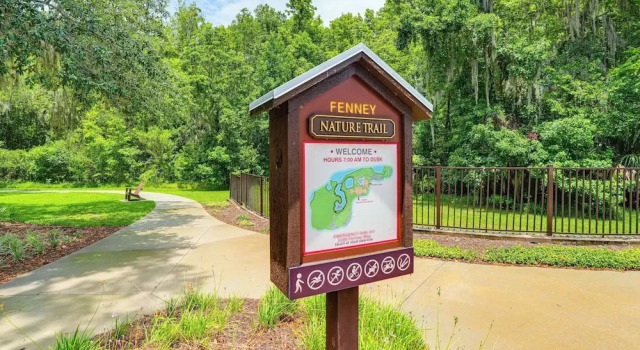 Коттедж с 2 комнатами 4 Mi to Lake Sumter Landing: Home in The Villages