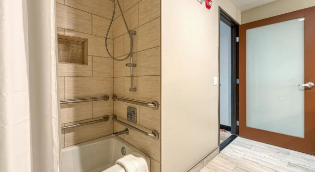 Номер Standard Hotel Lexen Newhall & Santa Clarita - Near Six Flags Magic Mountain
