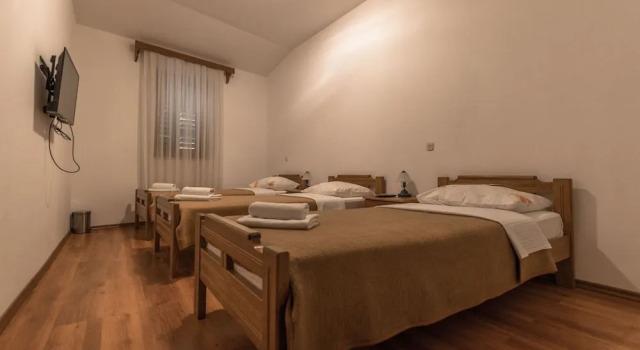Hotel Park Drniš, Забронировать Отель Отели Дрниш 3 звезды, 3*