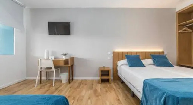 Четырёхместный номер Deluxe Nanit Valencia Hostel