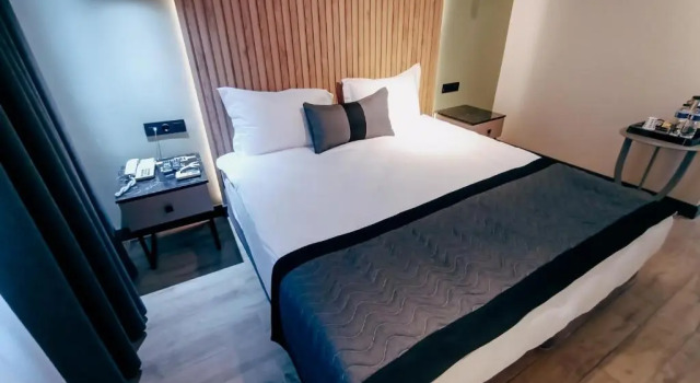 Polek Hotel