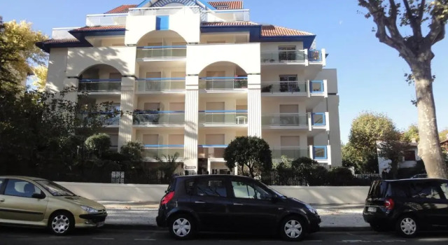 Appartement Arcachon, 2 pièces, 4 personnes - FR-1-319-452, Забронировать Апартаменты/квартира Отели Бассен-д'Аркашон с парковкой, Парковка