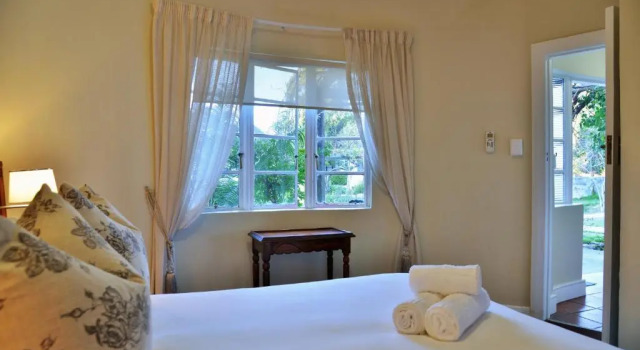 Коттедж Swartberg Hotel, Cork Tree Collection