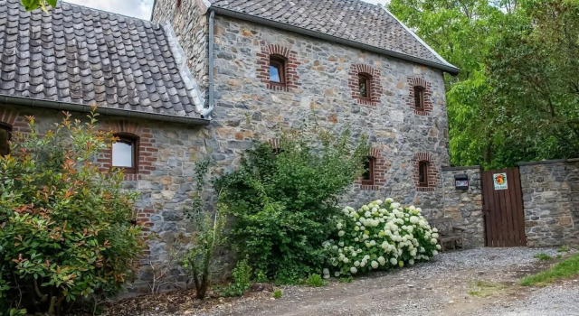 House in Sint Jansrade With Pool, Rezerwuj Dom wakacyjny Hotele w Pays de Herve z basenem, Basen