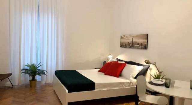 Sweet 1 Bedroom Apartment near Central Station, Book Apartment Milan Lombardy