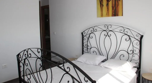 Elegant rooftop apartment- Hammamet- Mrezgua, Buchen Sie Ferienwohnung Hotels in Nabeul Governorate mit Pool, Schwimmbad