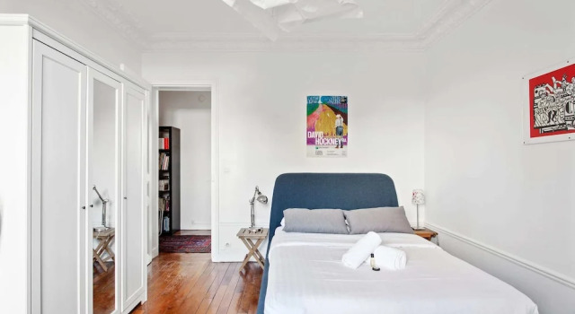 Beautiful and Charming Flat for 4 in the Centre of Paris, Забронировать Апартаменты/квартира Париж Иль-де-Франс, рядом с Lac Daumesnil