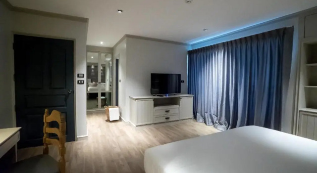 Апартаменты Thea, Executive Suite Serviced Apartment in Ekamai