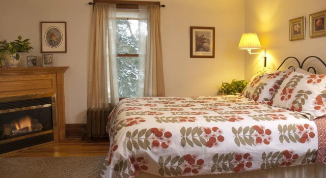 Pinehurst Inn Bed & Breakfast, Prenota Hotel Hotel 3 stelle a Wisconsin, 3*