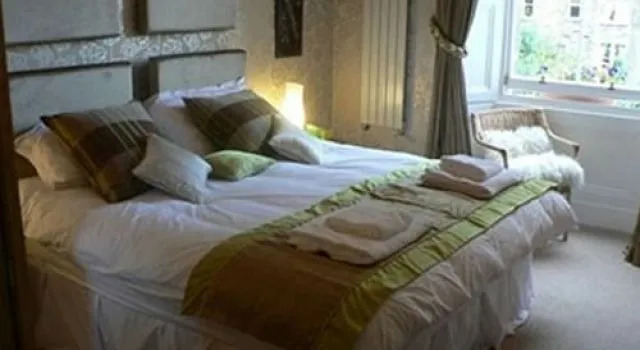 Allburys Boutique B&b, Забронировать Отель «постель и завтрак» Отели Эдинбурга 5 звезд, рядом с Vietnam House Art Gallery, 5*