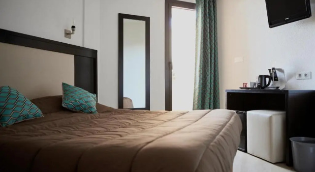 Двухместный номер Standard с видом на город Hôtel Le Collier