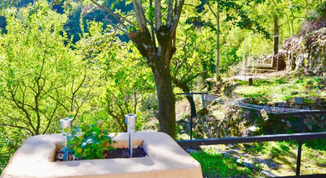 L'Esquiròu - Gîte L'Eurasie, Prenota Appartamento Hotel a Alvernia con parcheggio, Parcheggio