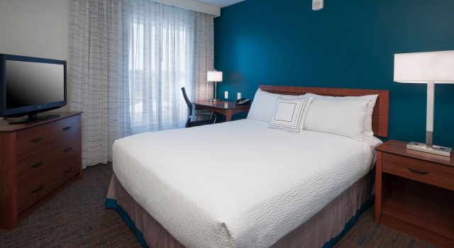 Residence Inn by Marriott Des Moines West at Jordan Creek Town Center