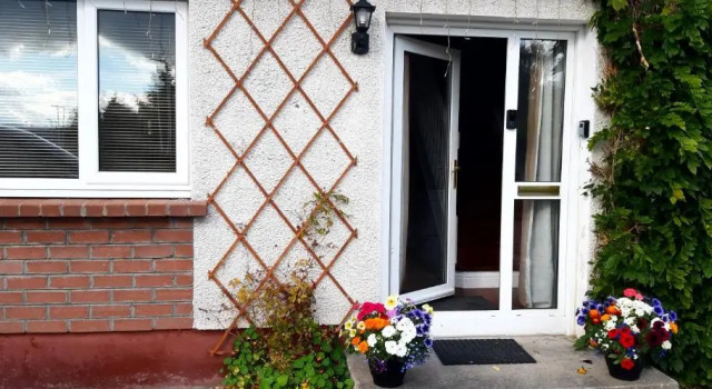 Апартаменты 1 Bed Flat - Sleeps 4 - Garden - Parking - Wifi