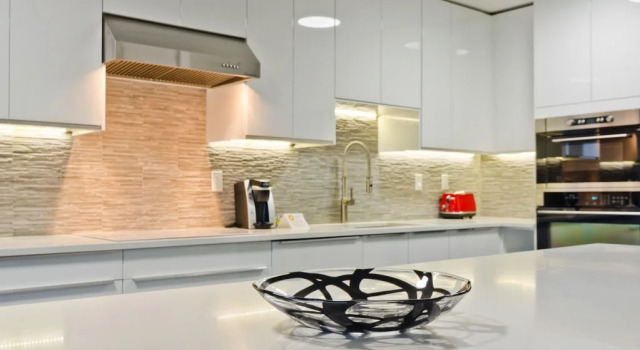 O Stays Alberta Manor, Rezervați Hotel Hoteluri în Calgary cu parcare, aproape de Macleod Trail, Parcare