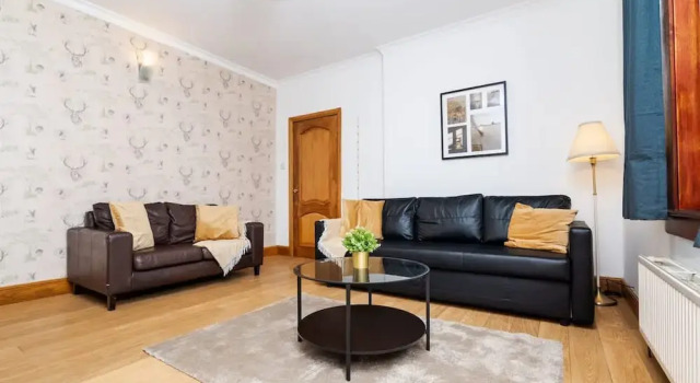 Апартаменты 2bed Upper Cottage Flat-on Street Parking