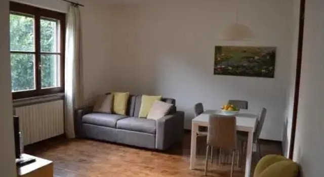 Casa Degli Aranci Bellagio 43, Забронировать Отель Белладжо Озеро Комо, рядом с Bellagio Ferry Terminal