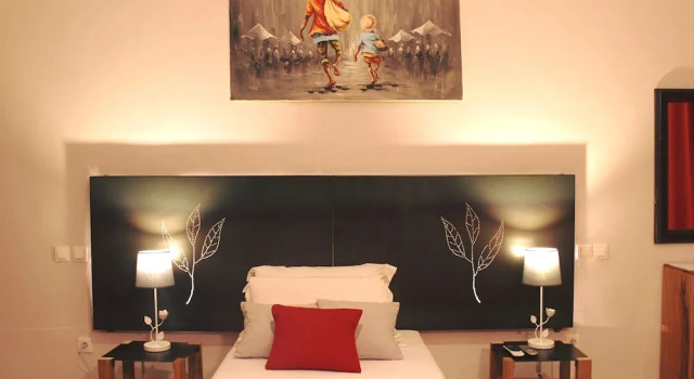 Hôtel Restaurant LE COMBAVA, Buchen Sie Hotel Antananarivo Analamanga