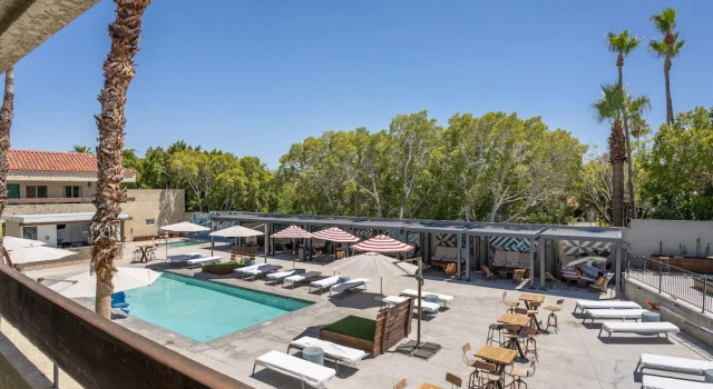 Четырёхместный номер Deluxe с красивым видом из окна The Infusion Beach Club