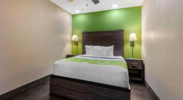 Номер Executive Rodeway Inn Tuscaloosa near University
