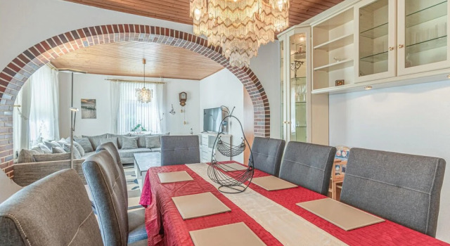 Awesome Home in Friedrichskoog With 4 Bedrooms and Wifi