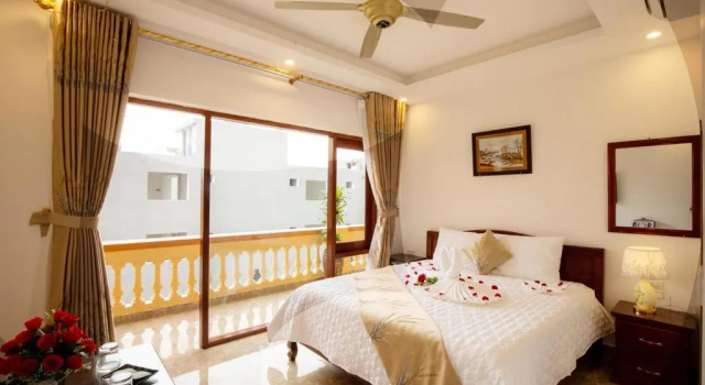 Двухместный номер Deluxe с балконом Lys Homestay