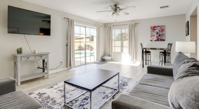 Коттедж Stylish & Central Mesa Home With Private Pool!